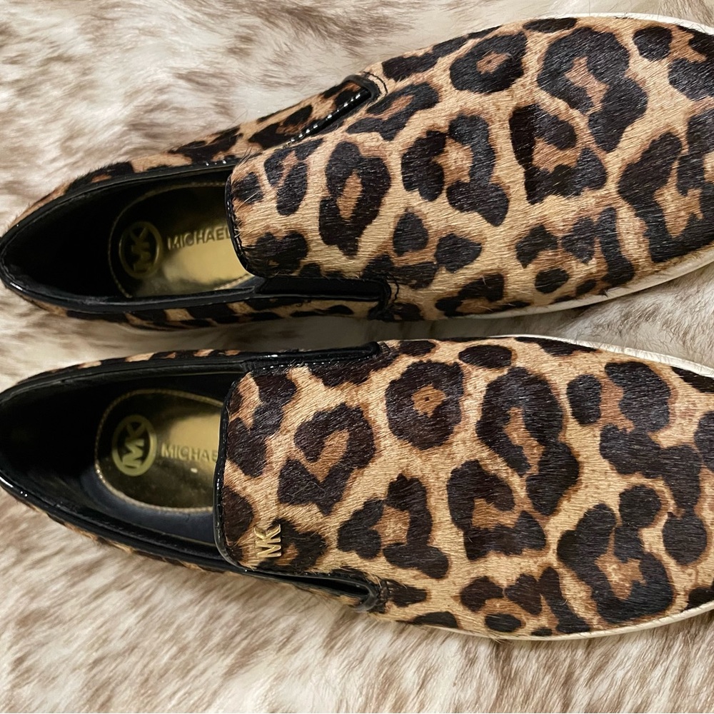 Shoes - Picture 3 of 3